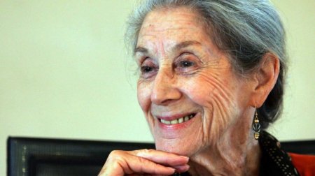 CivilAzerbaijan.com təqdim edir: Nadin QORDİMER. "Sonuncu dayanacaq" -