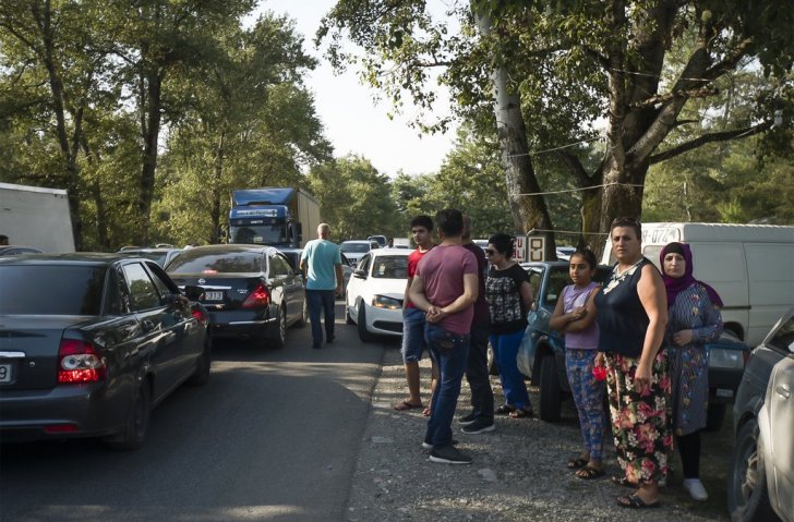 Azərbaycanda rayonlararası yollar qapadılıb