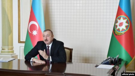 Prezident İlham Əliyevin tənqidi və müxalifət partiyalarının