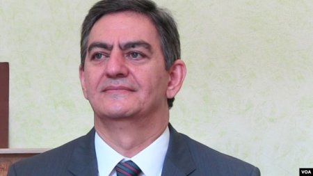 Prezident İlham Əliyevin tənqidi və müxalifət partiyalarının