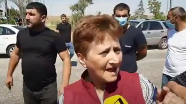 Abşeronda etiraz aksiyası: jurnalist-bloger saxlanıldı -