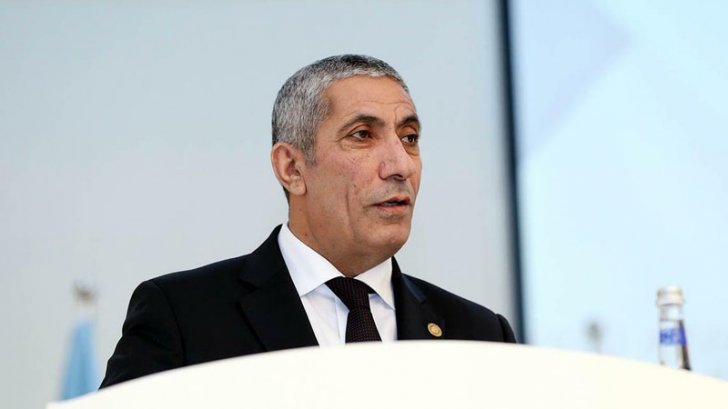 Dünən "Mən kişiyəm!" deyən Siyavuş Novruzov bu gün Ramiz Mehdiyevi ittiham etdi