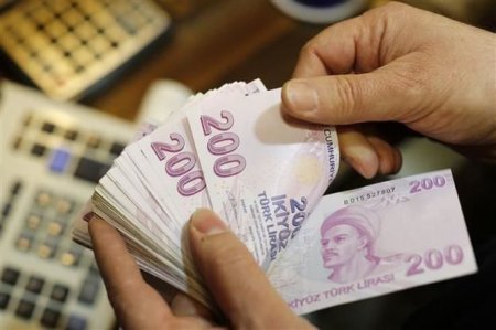 Türk lirəsinin ucuzlaşmasının Azərbaycan manatına təsiri