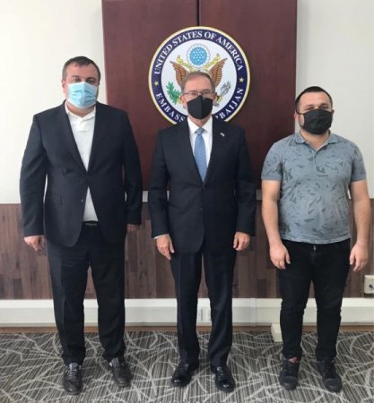 ABŞ səfiri Li Litzenberger azərbaycanlı vəkillərlə görüşüb