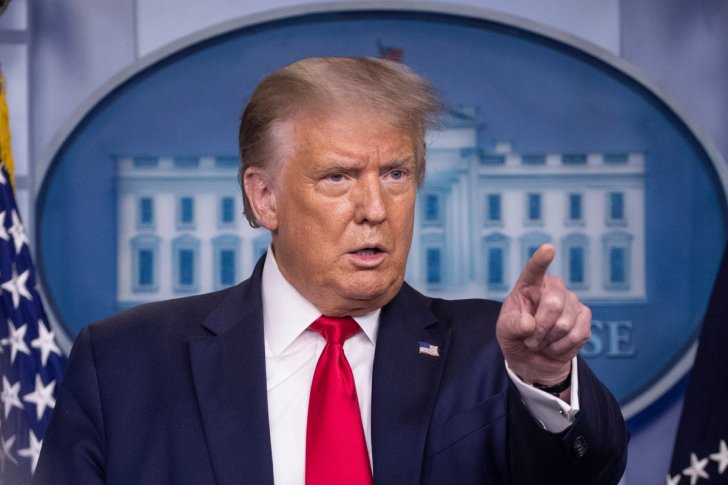 Trump Çini koronavirusu "yaymaqda", İranı terrorda