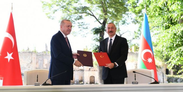 Azərbaycan və Türkiyə arasında Şuşa Bəyannaməsi imzalanıb