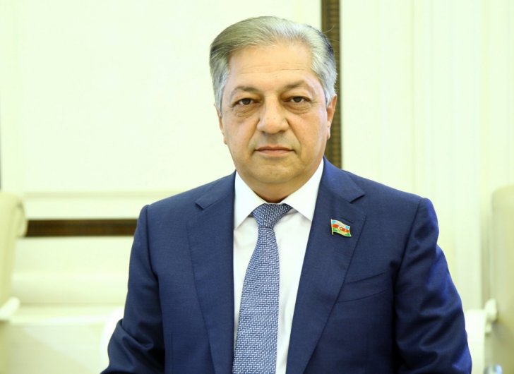 Seçiciləri Cavanşir Feyziyevdən imtina edir, onunla görüşmək istəmir