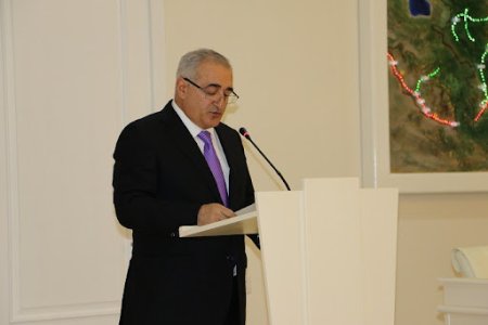 Özü Bakıda, adı Qarabağda "döyüşən" məmur: Əvəz Qocayev hansı müharibədə iştirak edib?