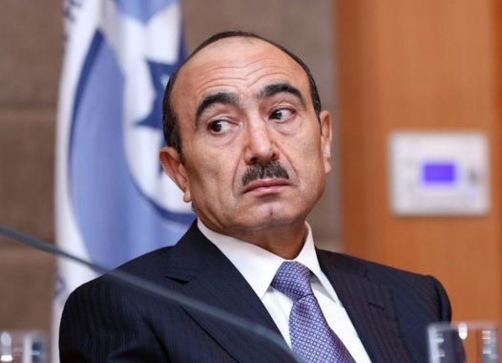 Jurnalistlər üçün bina tikən şirkət Əli Həsənovun baldızının olub, maliyyəyə isə oğlu nəzarət edib