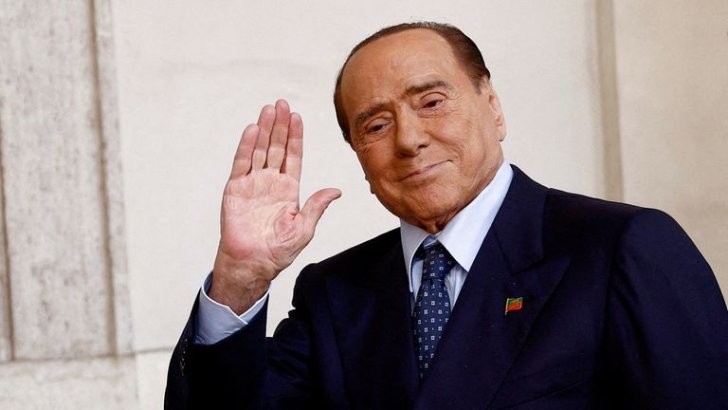 Silvio Berluskoni vəfat edib
