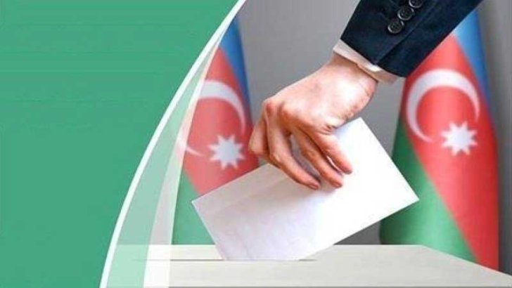 Azərbaycanda növbədənkənar prezident seçkisi keçirilir