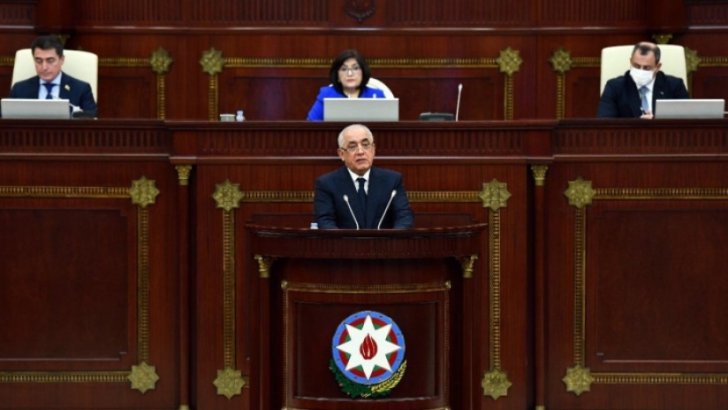 Əli Əsədov yenidən Baş nazir təyin olunub