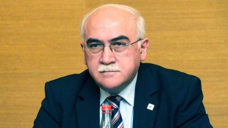 İsa Qəmbər: Azərbaycan dəyişikliklərə məhkumdur