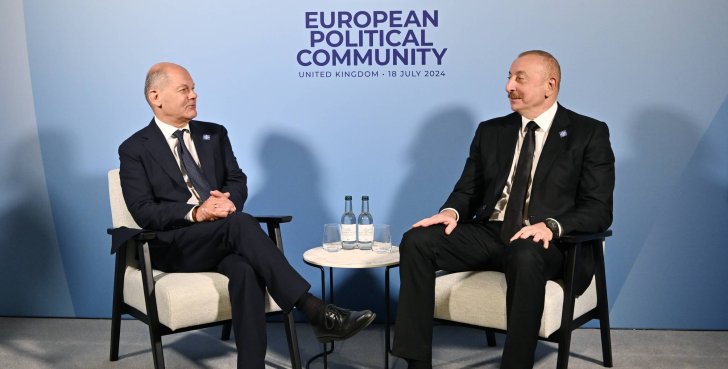 İlham Əliyevlə Olaf Şolts sülh müqaviləsini, COP29 sammitini müzakirə edib