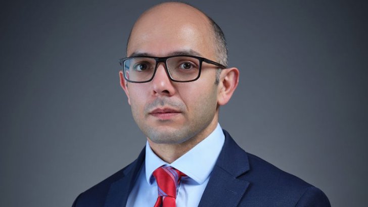 Vüqar Namazov nəyi düz etmir? - "Unibank"a aid şirkətin biznes itkiləri 243 milyonu ötüb